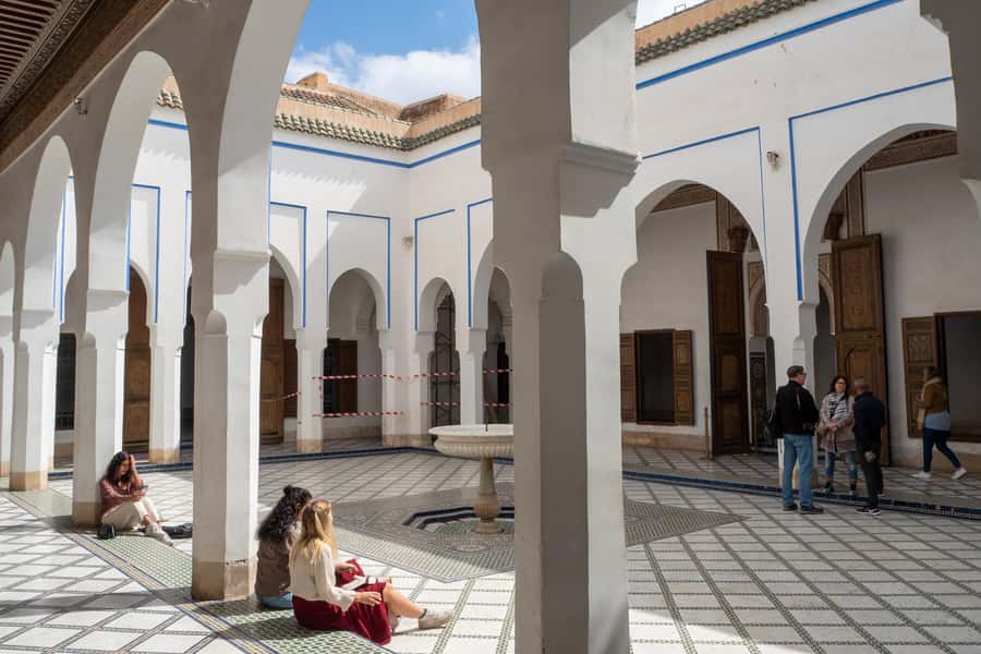 Marrakech: Bahia Palace Guided Tour – Skip-the-Line Access - The walking conditions and pace