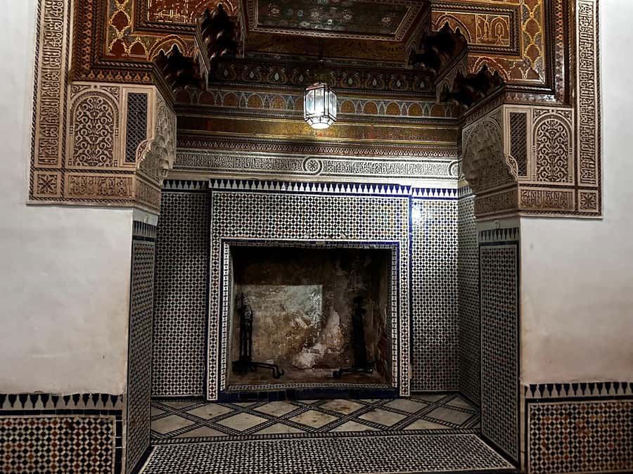 Marrakech: Bahia Palace Guided Tour with Skip-the-Line Entry - How good is the $7 value?