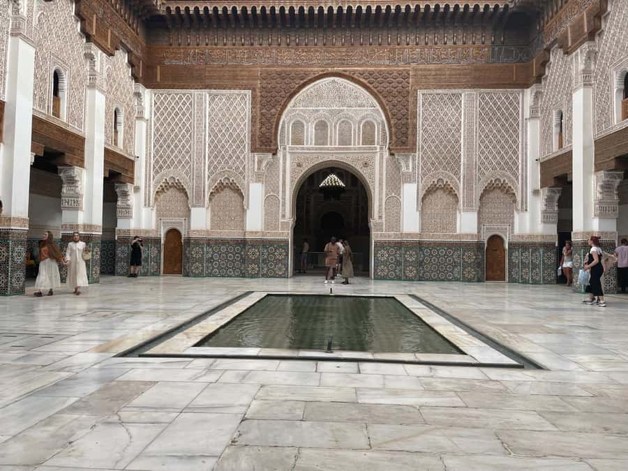 Marrakech: Bahia Palace, Madrasa Bn Yousef, Souk Medina Tour - Through the Medina souks, where navigation matters