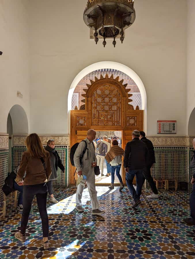 Marrakech: Bahia Palace, Saadian Tombs & Medina Guided Tour - Walking through the Medina and souks