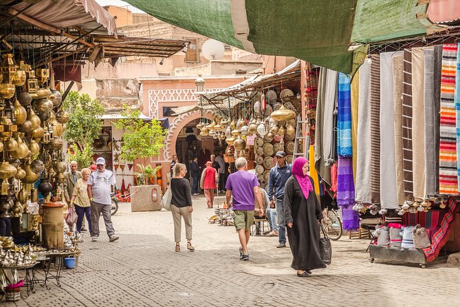 Marrakech: Bahia Palace, Saadian Tombs, Souk and Medina Tour - The souks, workshops, and the Medina