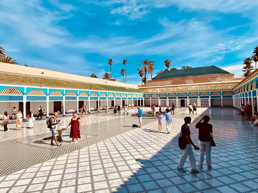 Marrakech: Bahia Palace, Saadian Tombs & Top Highlights Tour - Key points to know before you go