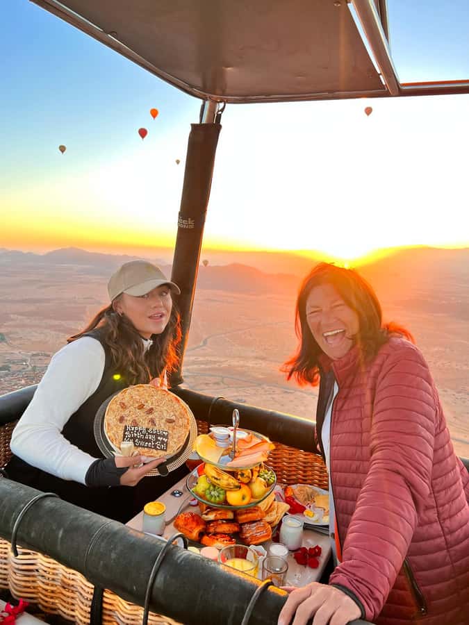 Marrakech: Balloon Flight, Berber Breakfast, and Camel Ride - What to wear for a cold sunrise