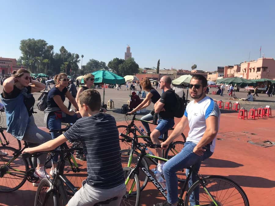 Marrakech: Bicycle Tour with a Local Guide - Why a bicycle works so well in Marrakech