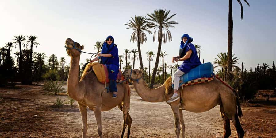 Marrakech camel ride in the palm grove - Getting dressed in Tuareg style
