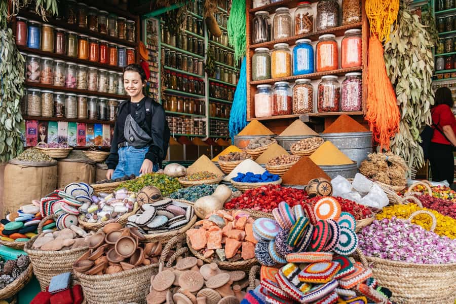Marrakech: Colorful Medina Souks Guided Walking Tour - Why a guided walk helps in Marrakech