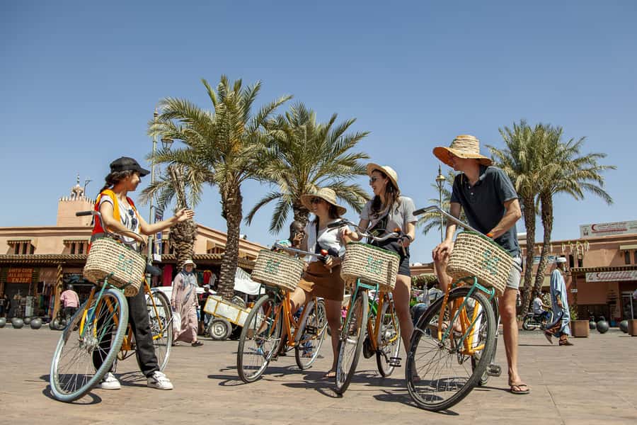 Marrakech: Cultural Bicycle Tour with Pastry and Tea - The community bakery and the importance of bread