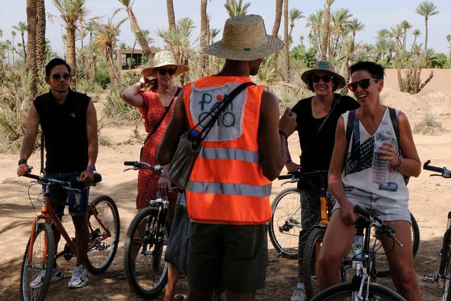 Marrakech: Cycling Tour in Palm Groove with Local Breakfast - Tea, bread, and breakfast at Aziz’s atelier