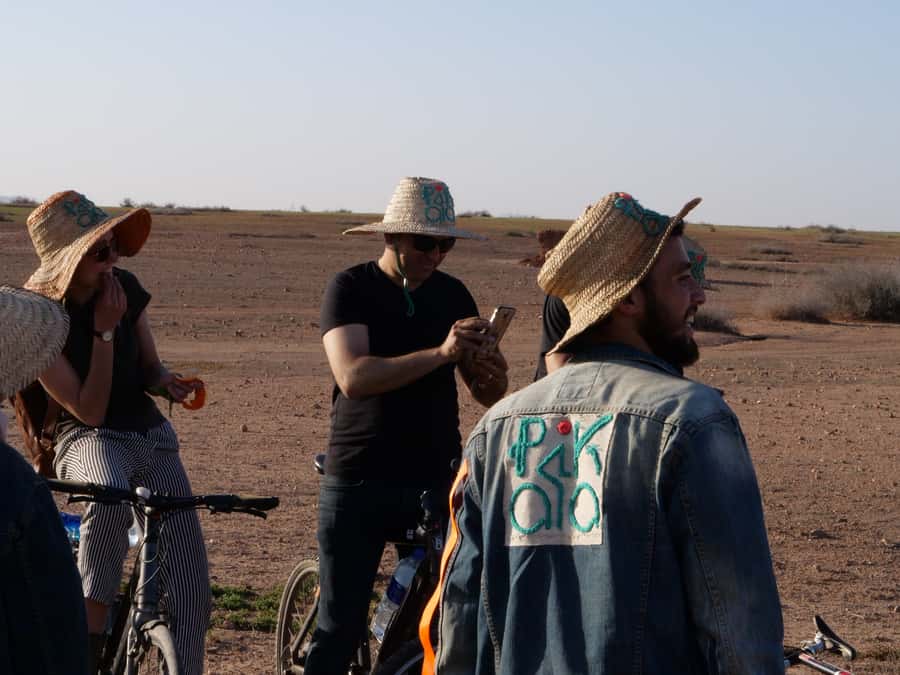 Marrakech: Cycling Tour in Palm Groove with Local Breakfast - Starting at Pikala Bikes and leaving the Medina