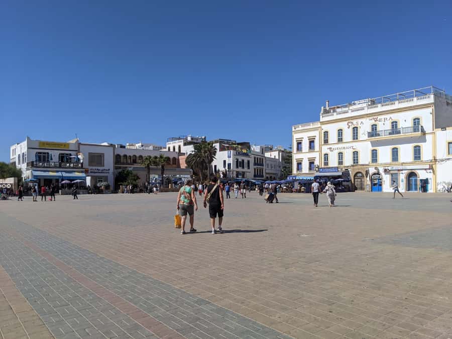 Marrakech: Essaouira Day Trip with Transfers and Co-op Visit - What the $14 price really gives you