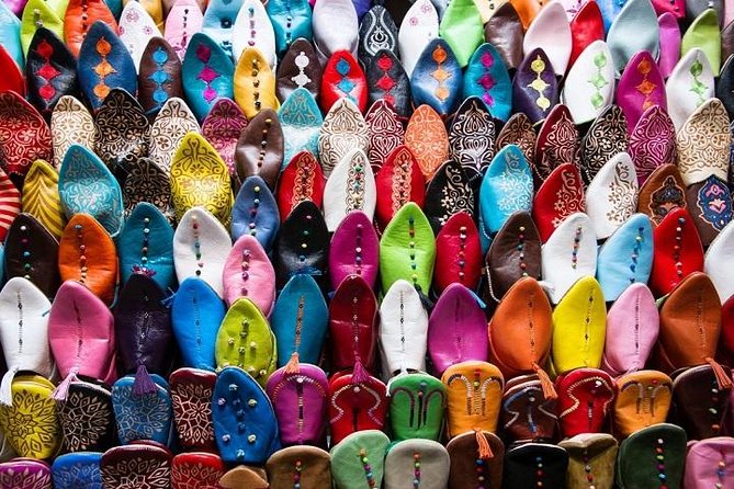 Marrakech: Exclusive Private Shopping Adventure in The souks - Mint tea, pastry, and the food element