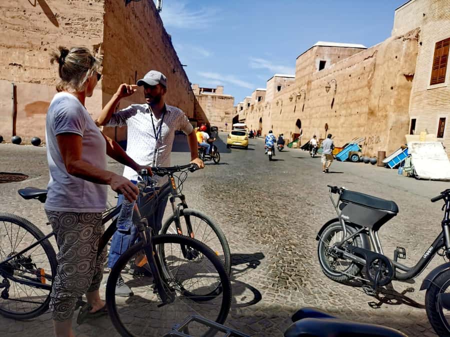 Marrakech: Guided Bike Tour with a local Guide - The Mellah, Bahia Palace, and the spice shops