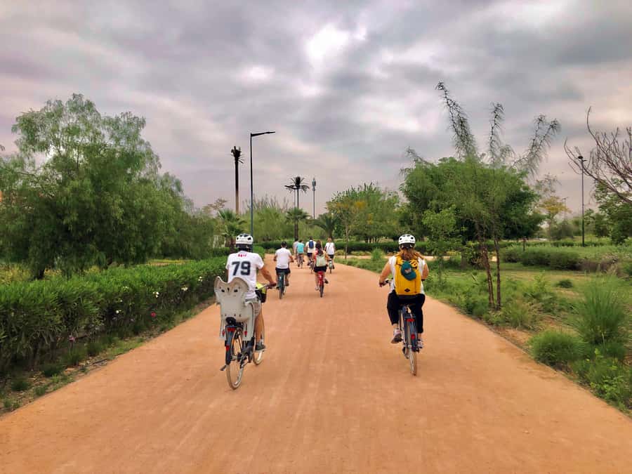 Marrakech:Guided City Cycling Tour - Culture, Colors & Charm - A ceramics workshop and a quieter spiritual stop