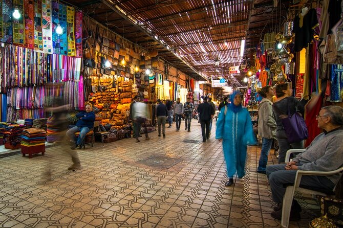 Marrakech: Guided City & Gardens Highlights Tour - Jemaa el-Fnaa and the Medina: the most useful part for first-timers