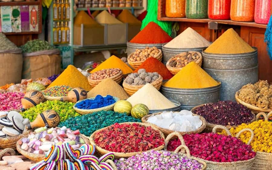 Marrakech Guided Souks Tour with a Local Insider - Shared group or private tour?