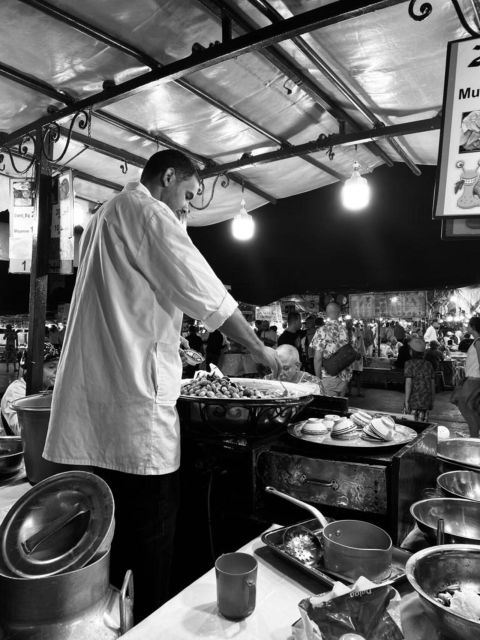 Marrakech: Guided Tour by Night - Olive, nut, and spiced tea tastings