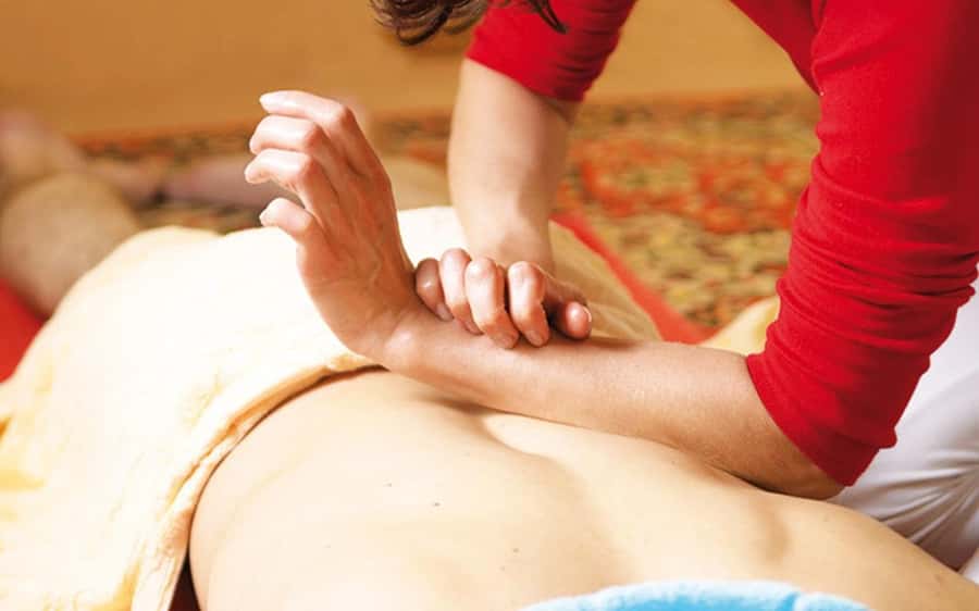 Marrakech : Hammam massage in an authentic spa - What this Marrakech hammam experience really includes