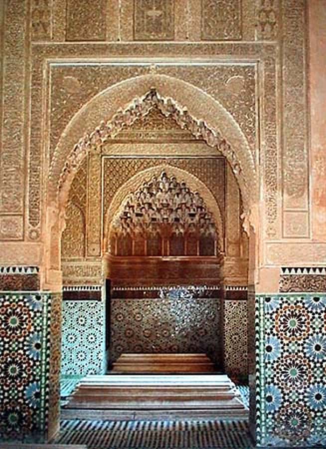 Marrakech: Historical Discovery Tour - Walking, heat, and what to bring