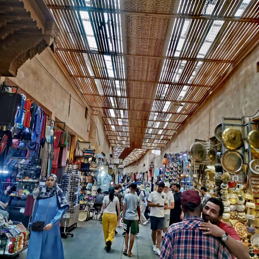 Marrakech Inviting shop around with your local guide - Bargaining, quality, and avoiding shopping regrets