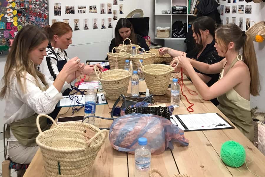 Marrakech Medina Basket Embroidery Workshop - Choosing your basket or hat