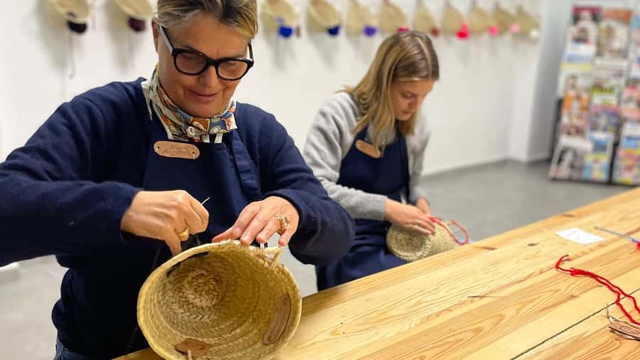 Marrakech Medina Basket Embroidery Workshop - Tea, pastries, and the finishing touches