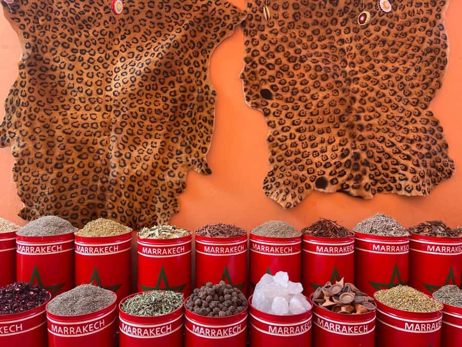 Marrakech: Medina Souks, Hidden Markets and Shopping Tour - Rugs, leather, wood, and jewelry