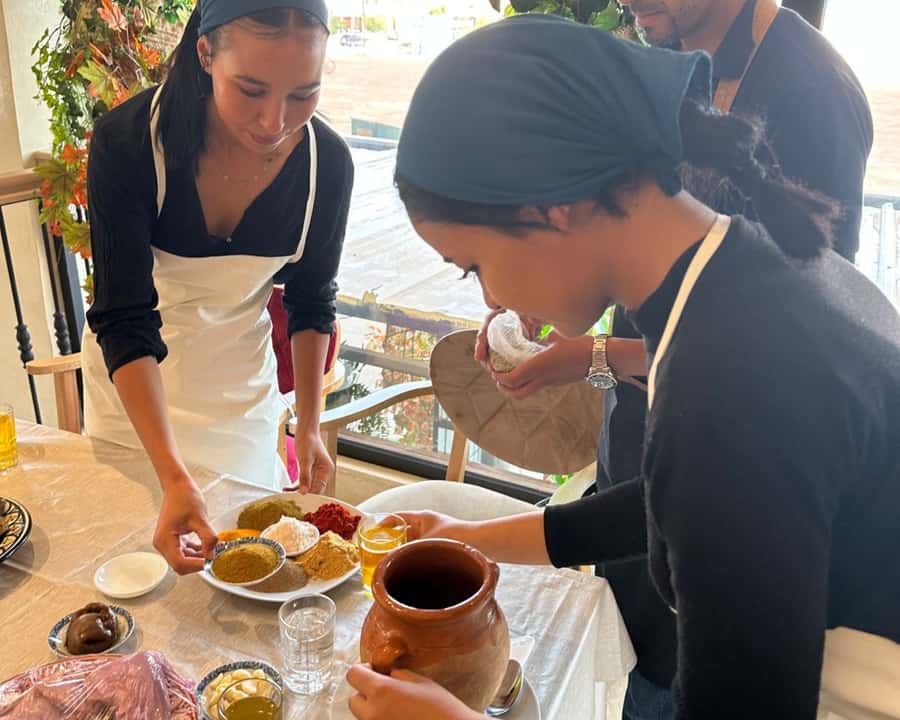 Marrakech: Moroccan Cooking Class with Pickup - Timing, Communication, and Accessibility