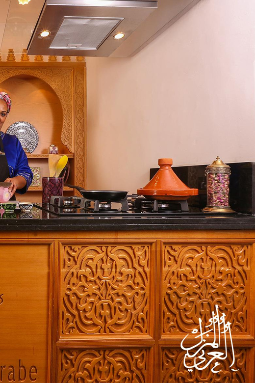 Marrakech: Moroccan Cooking Workshop at La Maison Arabe - Learning from a dada instead of watching a demonstration