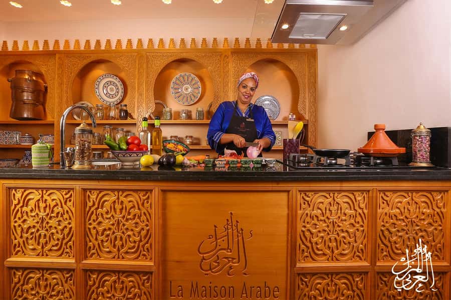 Marrakech: Moroccan Cooking Workshop at La Maison Arabe - The one-hour express class and its tagine focus