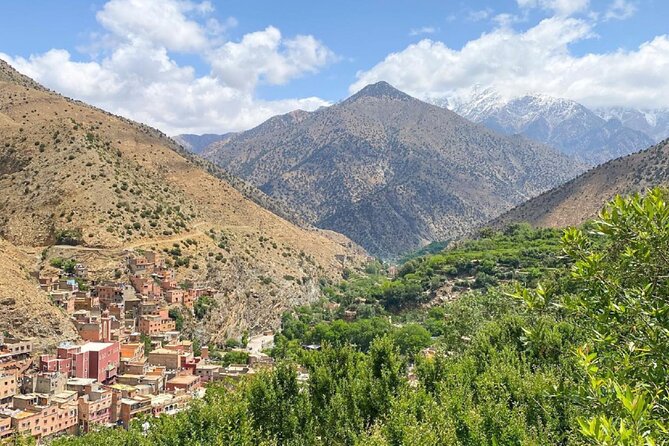 Marrakech: Ourika Valley & Atlas Mountains Shared Trip with lunch - Leaving Marrakech for the Atlas Mountains