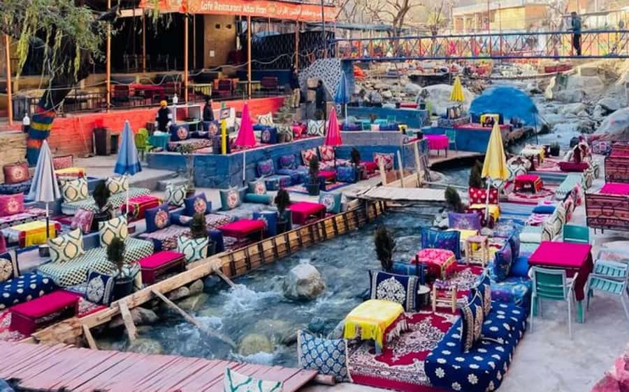 Marrakech: Ourika Valley with guid + lunch +Atlas Mountains - Leaving Marrakech for the Ourika Valley