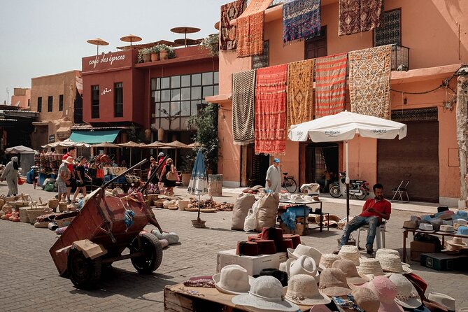 Marrakech: Private Souk Tour & Traditional Workshops - What the private format adds to the price