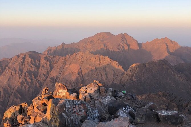 Marrakech:Quad Bike,Sunset,Dinner with Show - Guides Can Make or Break the Experience