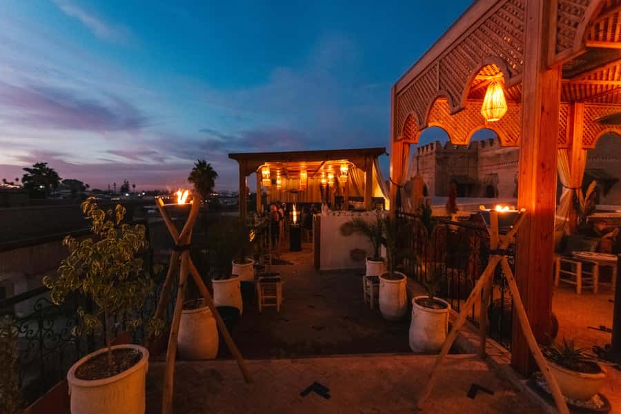 Marrakech: Rooftop Dinner with Koutoubia View - Why the sunset timing matters