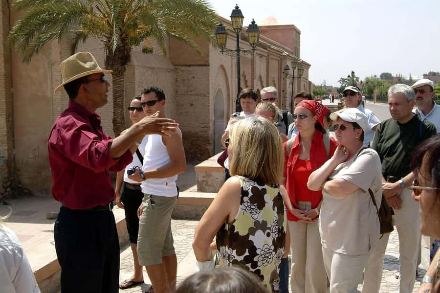 Marrakech: Saadian Tombs, Bahia Palace, Medina and Souk Tour - Koutoubia Mosque and the Almohad skyline