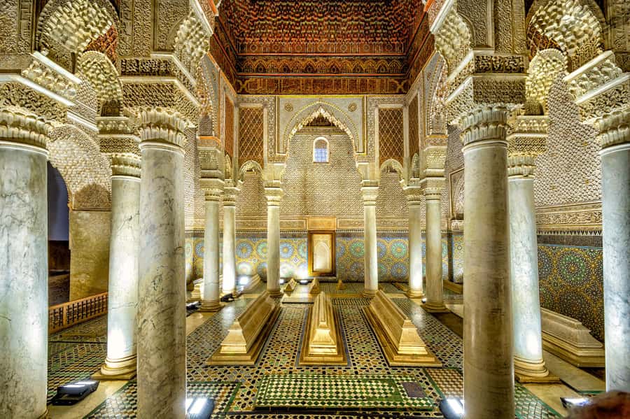 Marrakech: Saadian Tombs, Bahia Palace, Medina and Souk Tour - Meeting at Jemaa Al Fna and finding your bearings