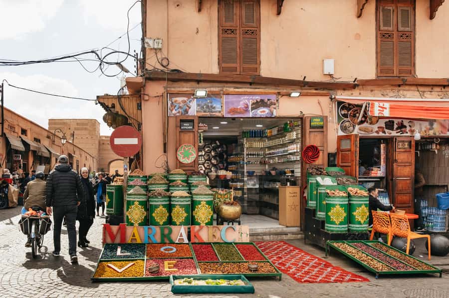 Marrakech: Saadian Tombs & Bahia Palace, Medina Guided Tour - Why This Four-Hour Walk Works Well in Marrakech