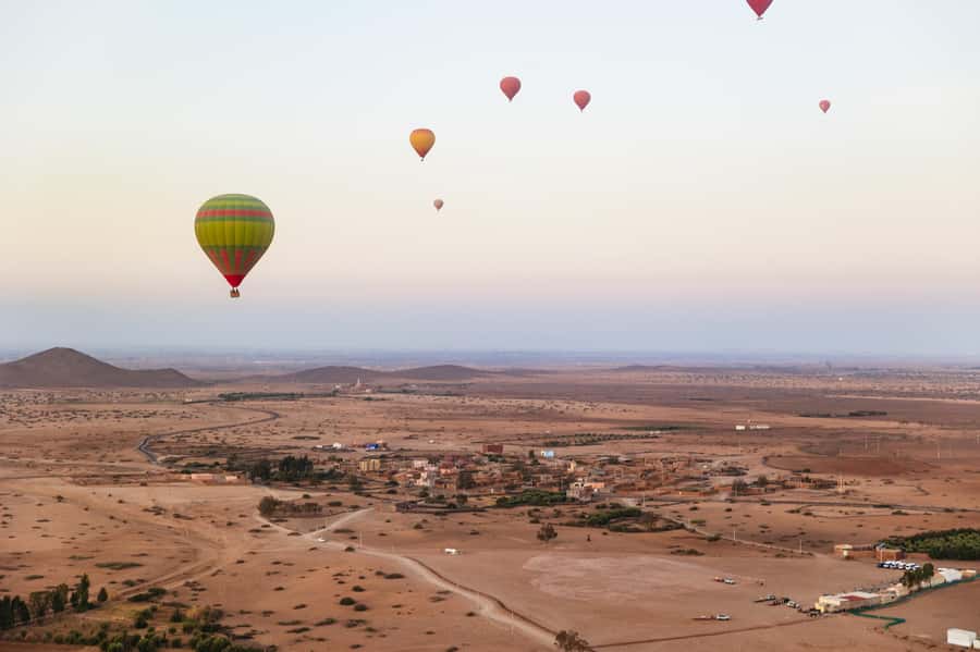 Marrakech: Shared Balloon Flight with Tea - Watching the balloon come alive