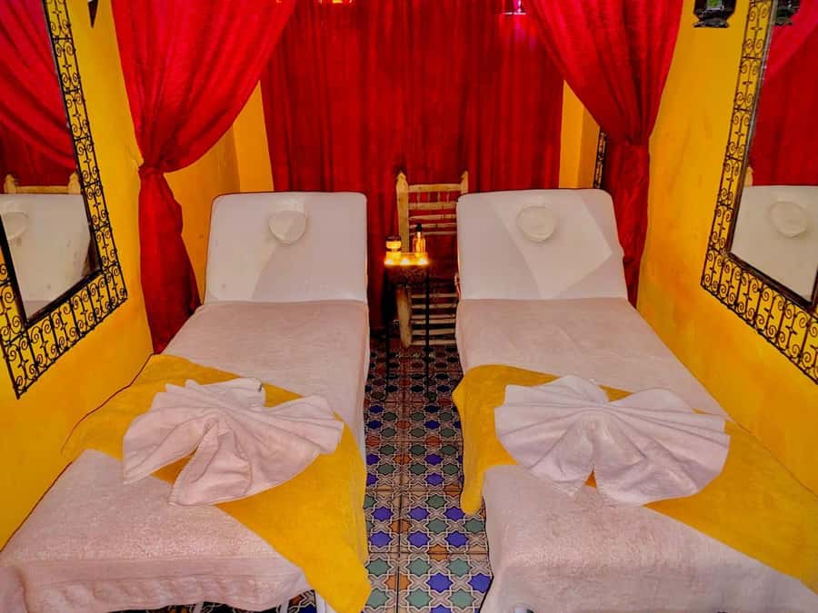 Marrakech: Souk Tour & Berber Hammam with Massage - Key points at a glance