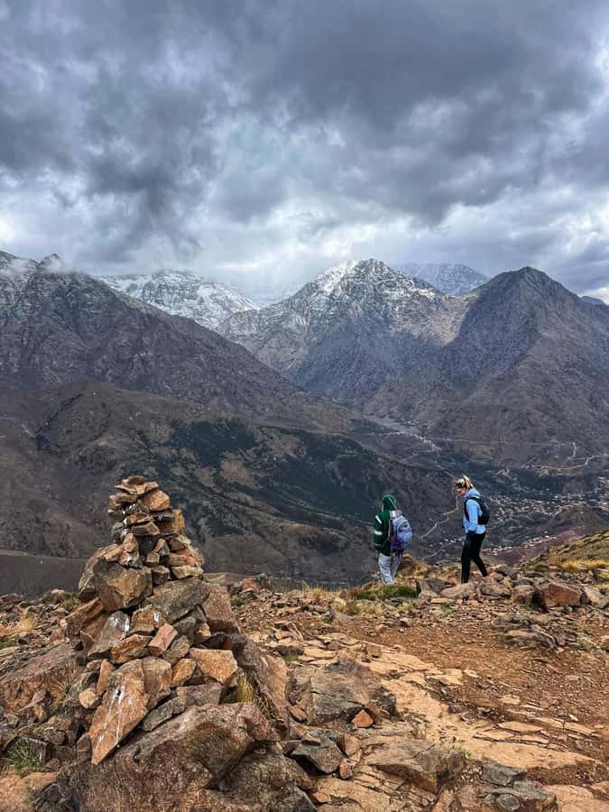 Marrakech: Tedli Summit Atlas Mountains Day Hike & Lunch - Reaching Mount Tedli at 2,600 meters