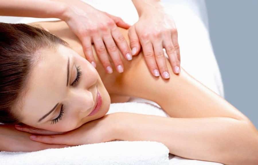 Marrakech: Traditional Hammam & Massage & Hotel Transfer - Arriving at a simple but welcoming spa