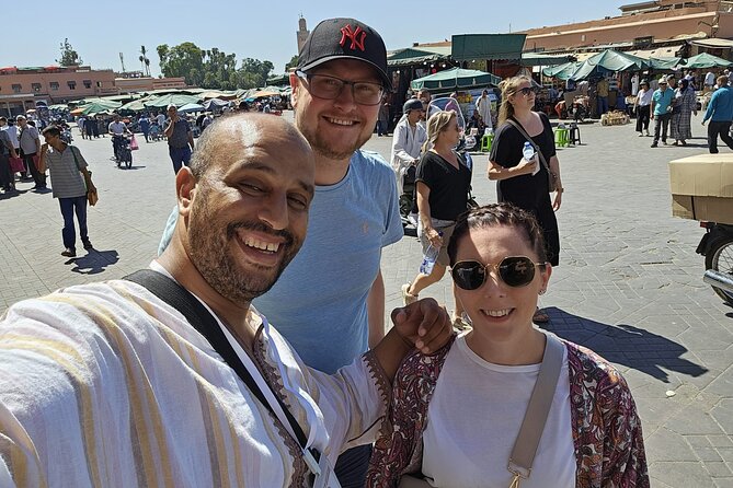 Marrakech Vibrant Souks: A private tour - What the guide adds to the shopping