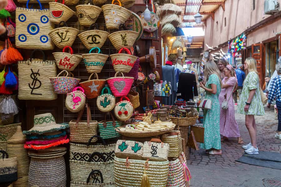 Marrakech: Vibrant Souks, Local Artisans & Medina Experience - Djemaa el Fna: starting in Marrakech’s public heart