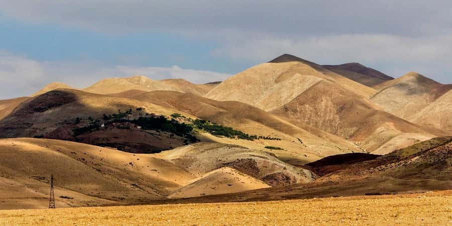 Marrakesh: Desert & Mountain Tour with Camel Ride & Lunch - Moulay Brahim and the first taste of local life