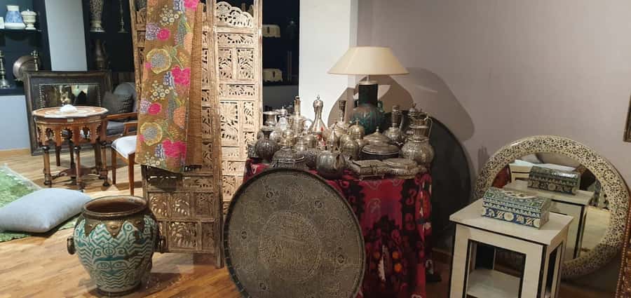 Marrakesh: Guided Souk Shopping Tour with a Local Guide - Who Should Book This Souk Walk?