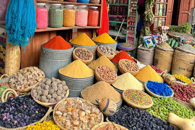 Marrakesh Medina guided Tour - Reading Jemaa el-Fnaa beyond the noise