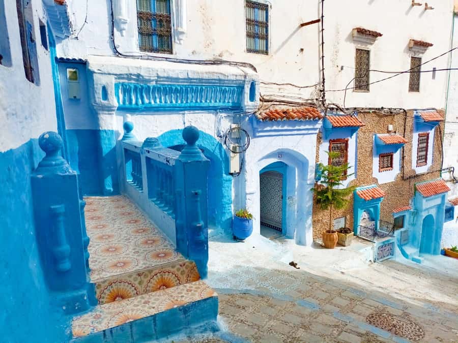 Memorable Day Trip From Fez to Chefchaouen the Blue City - First sights in the Blue City