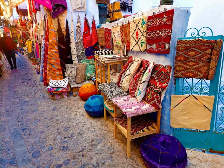 Memorable Day Trip From Fez to Chefchaouen the Blue City - Timing, weather, and small practical choices