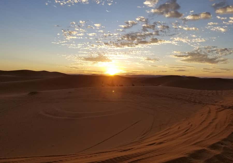 Merzouga Desert: 3-Day Desert Tour from Marrakech - Arriving at Merzouga and changing from wheels to camels