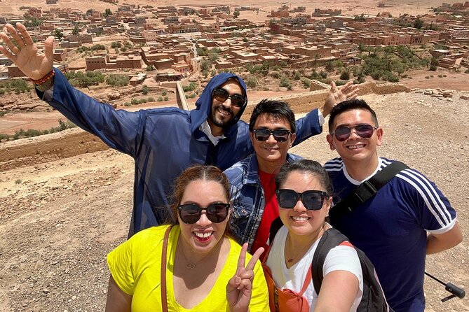 Morocco Tour from Casablanca to Sahara and Marrakech 5 days - Food, lodging, and what the price covers